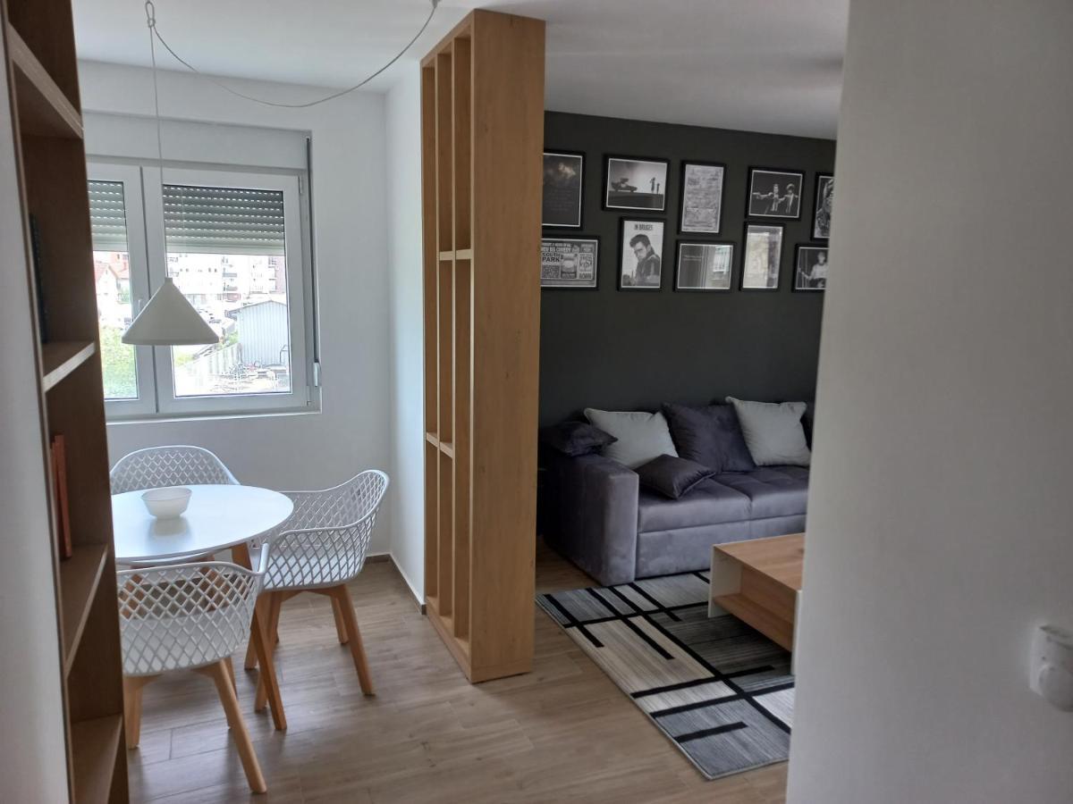Lovely One Bedroom Apartment Ub Exterior photo